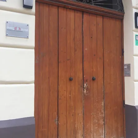 בית הארחה Magdahause טאראנטו